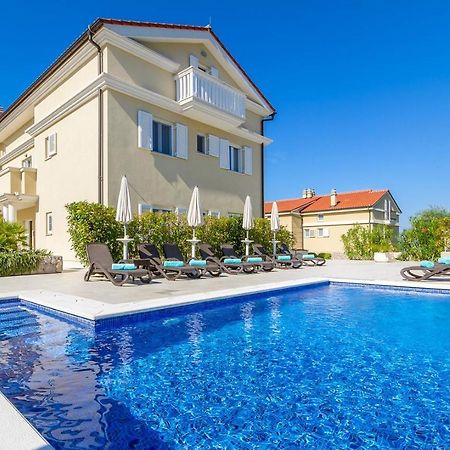 Luxury Apartments Villa Mande Malinska Exterior photo